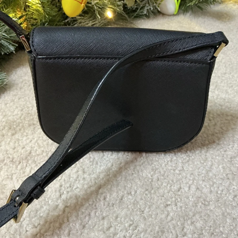 Kate Spade Elegant Black Crossbody Bag - Picture 2 of 10